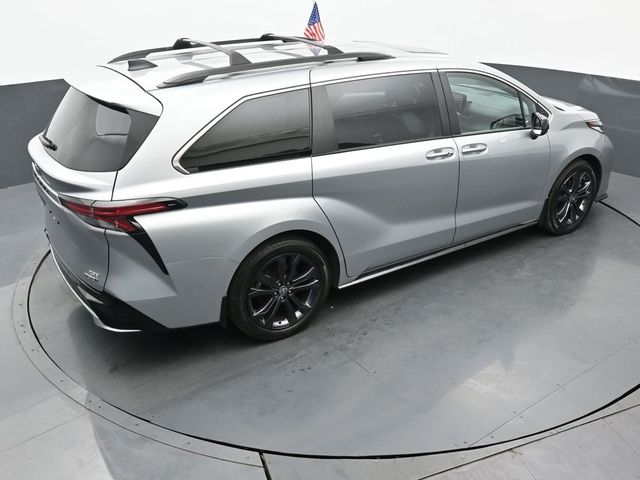 2022 Toyota Sienna XSE 40