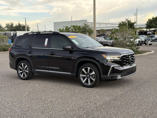 Crystal Black Pearl 2025 Honda Pilot SUV / Crossover All-Wheel Drive Automatic