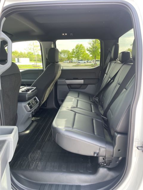 2025 Ford F-150 Lightning Pro