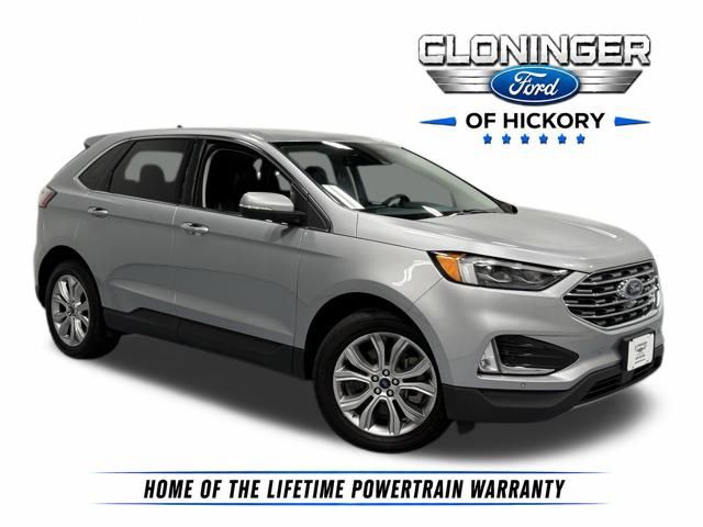 Iconic Silver Metallic 2022 Ford Edge SUV / Crossover All-Wheel Drive 8-Speed Automatic