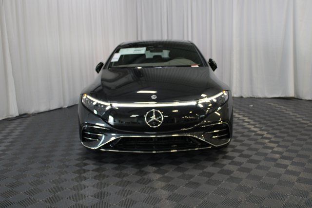 Used 2023 Black Mercedes-Benz 580 image 25