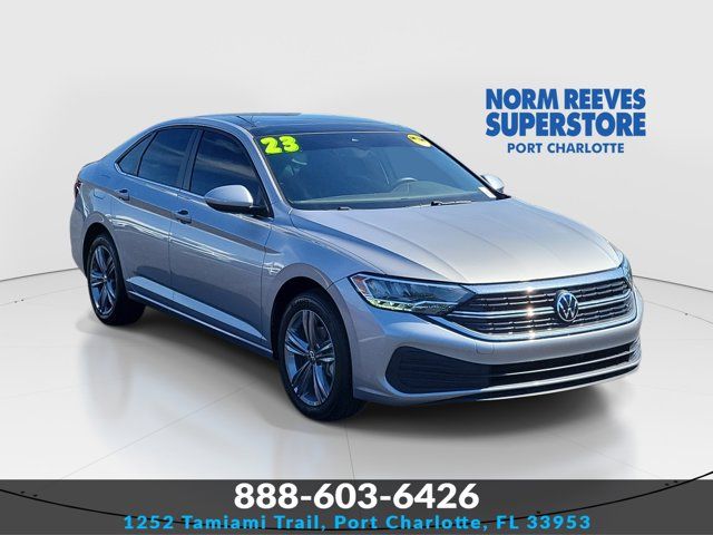 Silver Metallic 2023 Volkswagen Jetta 1.5T SE FWD Sedan Front-Wheel Drive 8-Speed Automatic