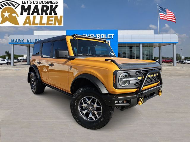 Cyber Orange Metallic Tricoat 2021 Ford Bronco SUV / Crossover Four-Wheel Drive 7-Speed Manual