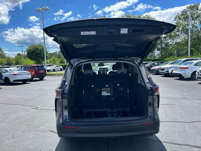 Used 2024 Toyota Sienna Van