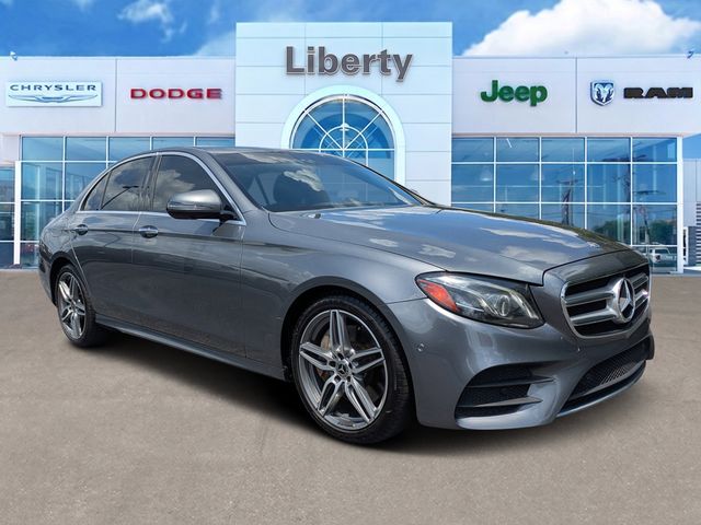 2019 Mercedes-Benz E-Class E300's photo