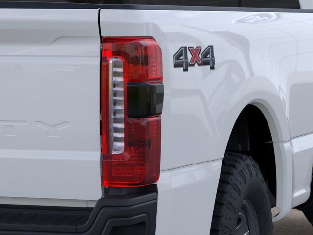 2026 Ford F-250SD XL:TEF21664