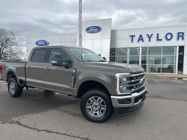 2026 Ford F-250 Super Duty Lariat Crew Cab 4WD