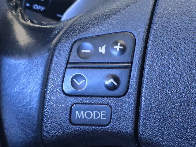 Used 2008  Lexus 250 image 9