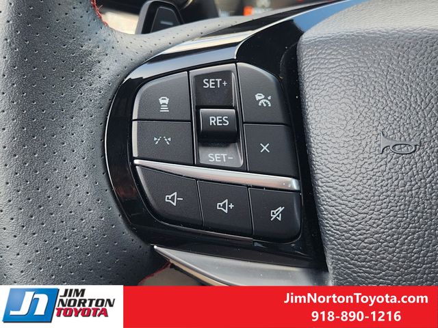 Used 2025 Ford Explorer SUV