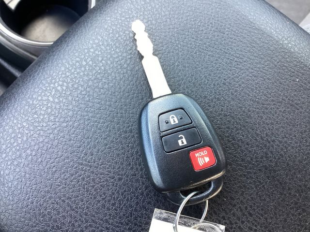 Used Car 2021 Toyota Tacoma  Sr For Sale Under $30,000 In San Antonio, Texas