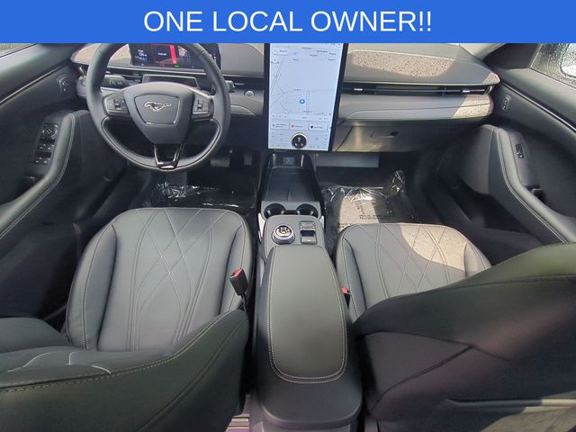 Used 2024 White Ford Select image 33