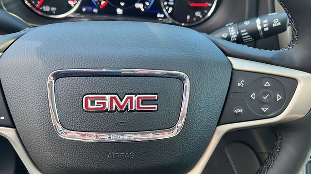 2023 GMC Acadia Denali 33