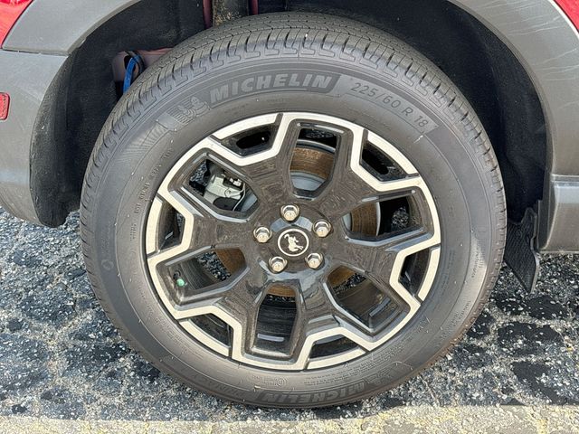 New 2025 Ruby Red Metallic Tinted Clearcoat Ford Outer Banks® image 11