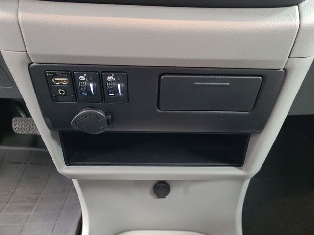 2015 – Toyota – Sienna