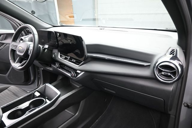 Used 2025 Chevrolet Equinox SUV