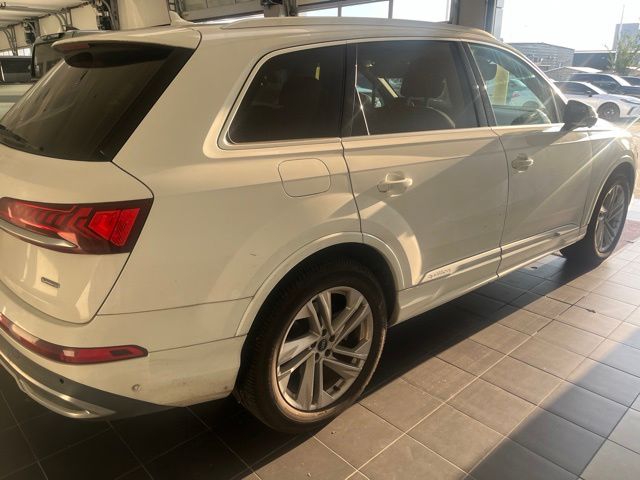 2021 Audi Q7 55 Premium Plus - 7