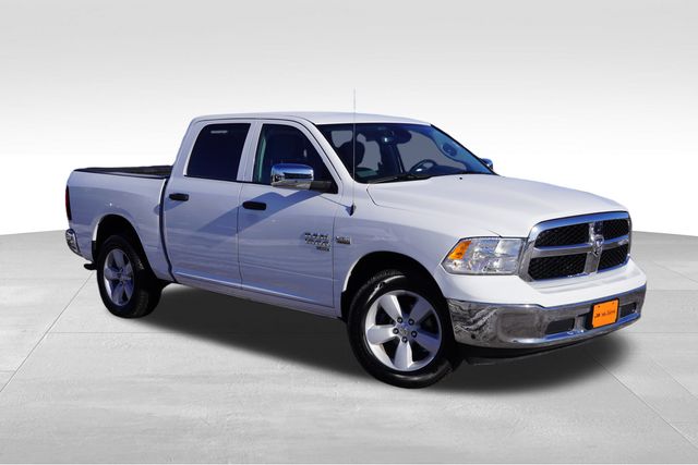 2023 RAM 1500 Classic SLT Crew Cab 4WD
