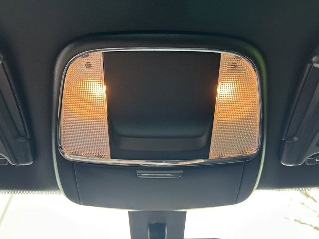 2023 Dodge Charger SXT photo