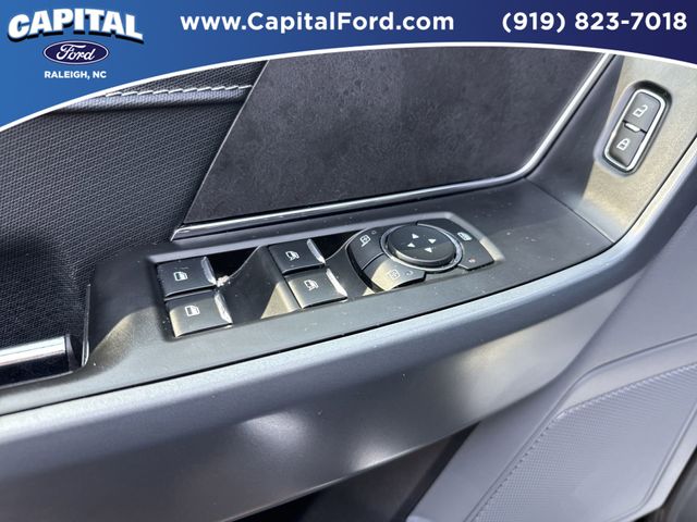 Used 2024 Black Ford XLT image 21