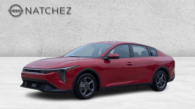 2025 Kia K4 LXS FWD