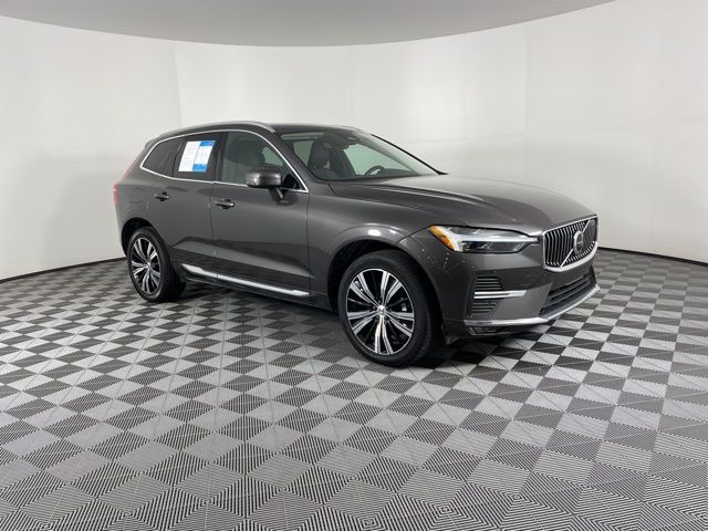 2022 Volvo XC60 B5 Inscription 2