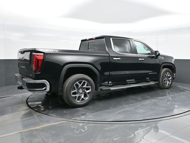 2025 GMC Sierra 1500 SLT 8