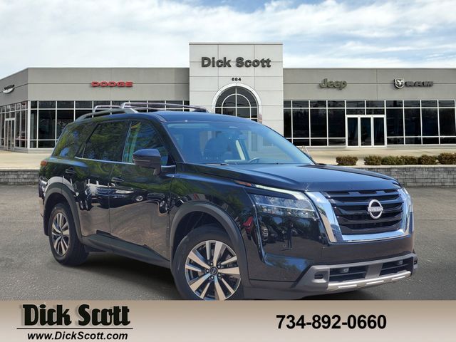 Super Black 2024 Nissan Pathfinder SL 4WD SUV / Crossover All-Wheel Drive 9-Speed Automatic