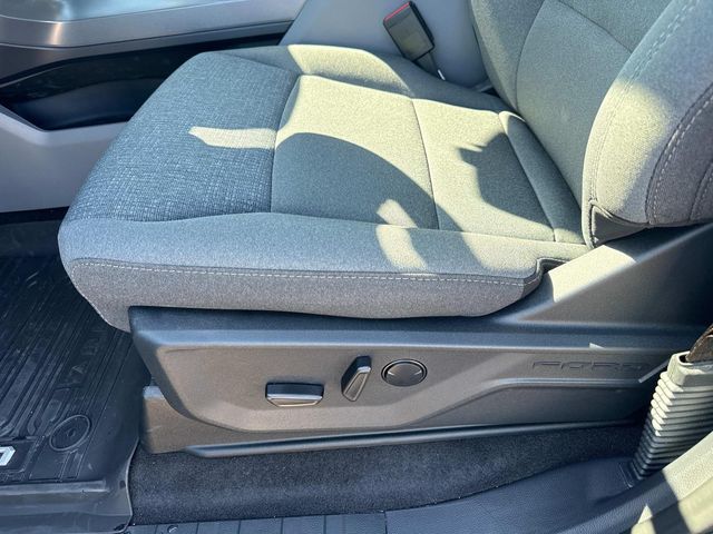 New 2026 Silver Ford XLT image 18