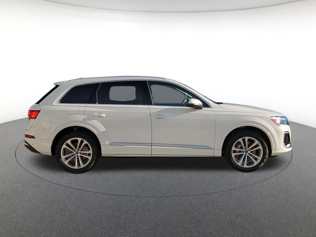 new 2026 Audi Q7 car, priced at $64,445