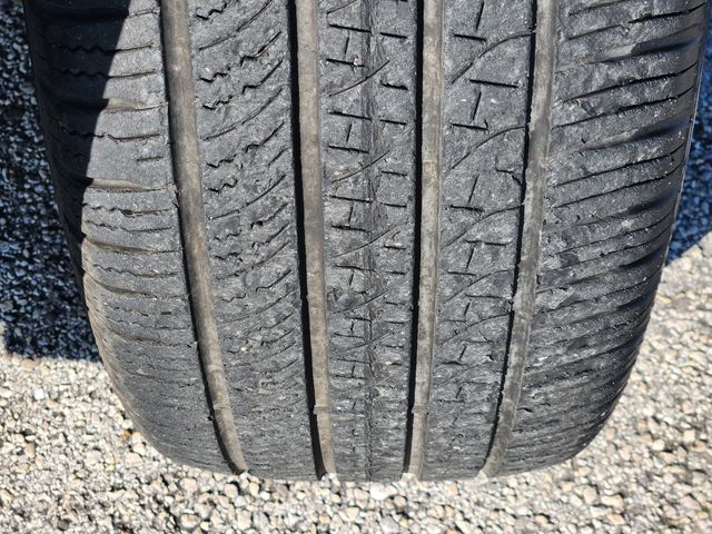 2023 Ford Explorer ST-Line Gray at Toyota of Victoria