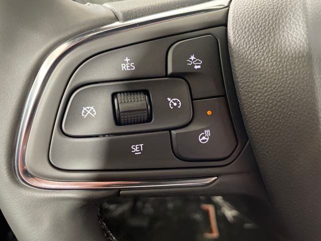 new 2025 Buick Envista car, priced at $22,500