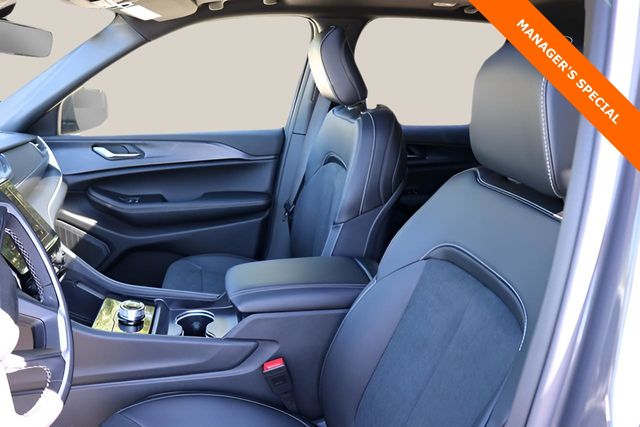 New Car 2025 Jeep Grand Cherokee  Altitude X For Sale Under $35,000 In Austin, Texas