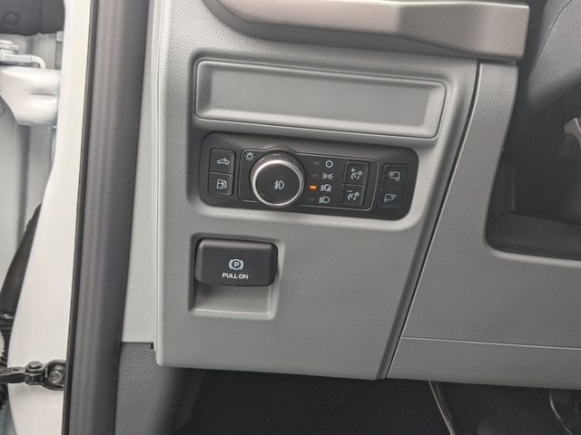 2025 Ford F-150 XLT - Photo 10