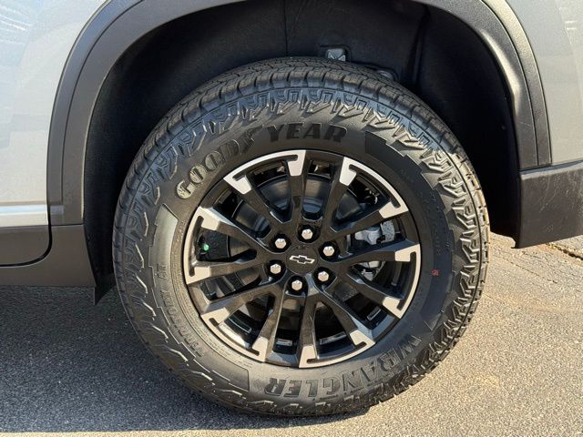 new 2026 Chevrolet Traverse car, priced at $53,620