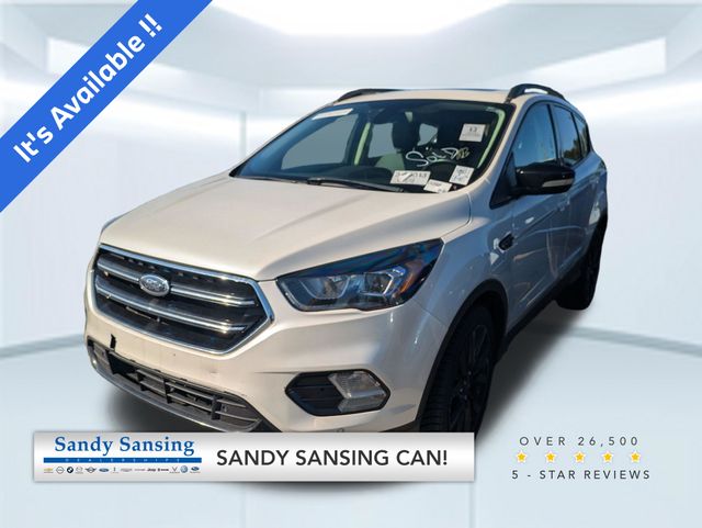  2019 Ford Escape Titanium AWD   