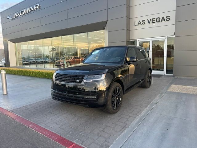 2025 Land Rover Range Rover P550e SE AWD