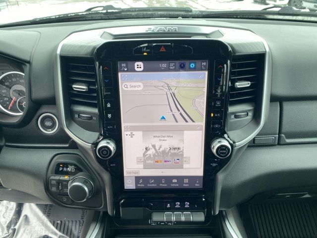 2026 Ram 1500 Big Horn/Lone Star - Diamond Black Crystal Pearlcoat exterior view 17