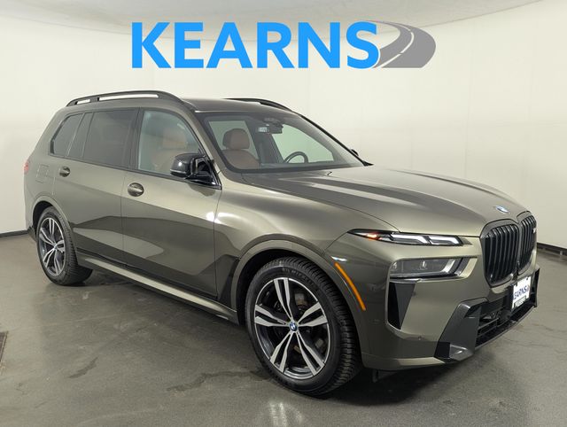 2024 BMW X7 M60i AWD