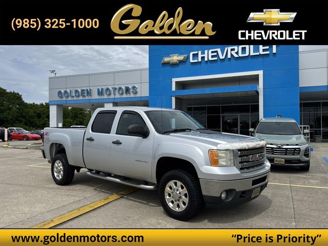 Quicksilver Metallic 2013 GMC Sierra 2500HD SLE Crew Cab SB 4WD Pickup Truck Four-Wheel Drive 6-Speed Automatic Overdrive