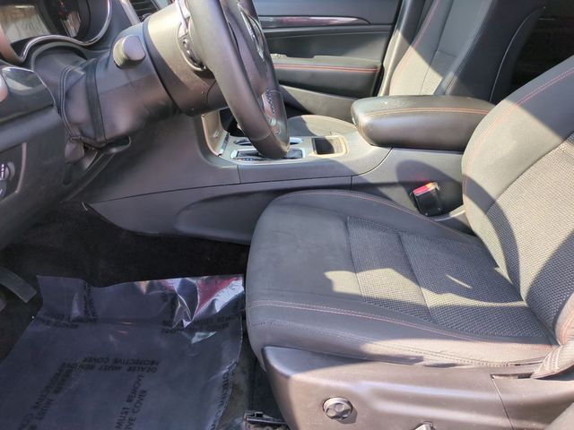 used 2016 Jeep Grand Cherokee car, priced at $9,790