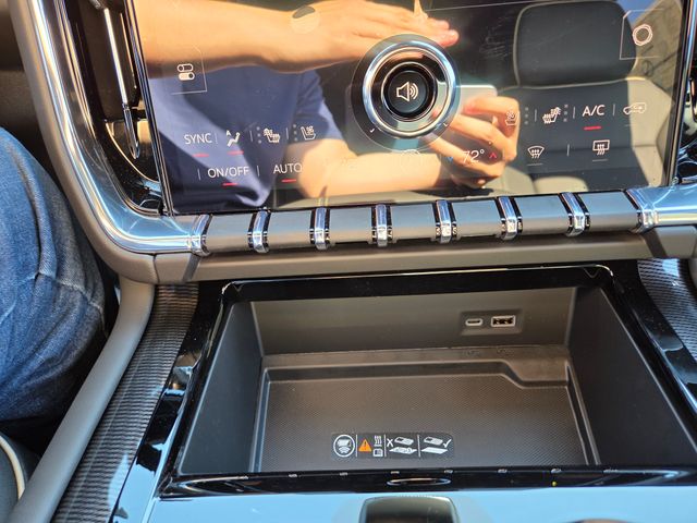 2026 GMC Yukon XL 4WD Elevation