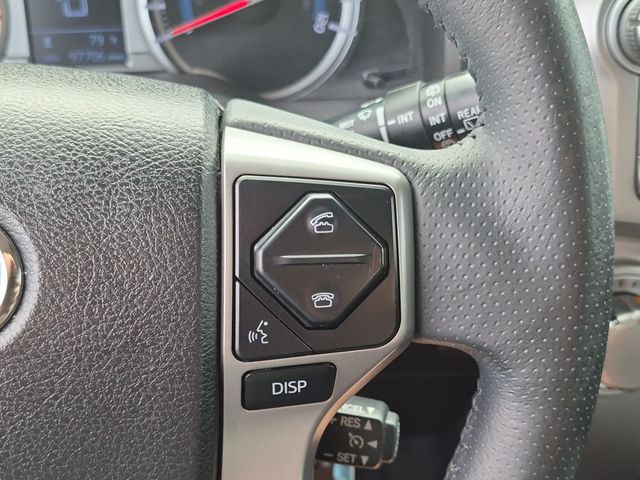 Used 2017 Silver Toyota SR5 image 18