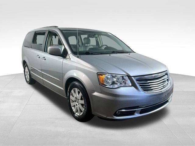 Billet Silver Metallic Clearcoat 2016 Chrysler Town & Country Minivan Front-Wheel Drive 6-Speed Automatic