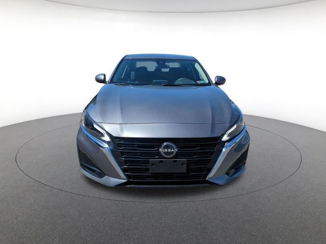 used 2023 Nissan Altima car, priced at $23,001