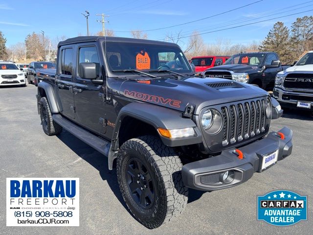 Gray (Granite Crystal Metallic Clearcoat) 2023 Jeep Gladiator Mojave Crew Cab 4WD Pickup Truck Four-Wheel Drive 8-Speed Automatic