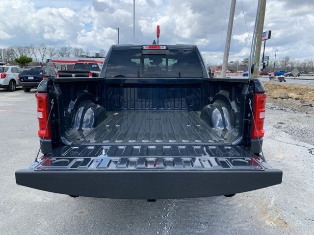 2025 RAM 1500 Big Horn/Lone Star photo