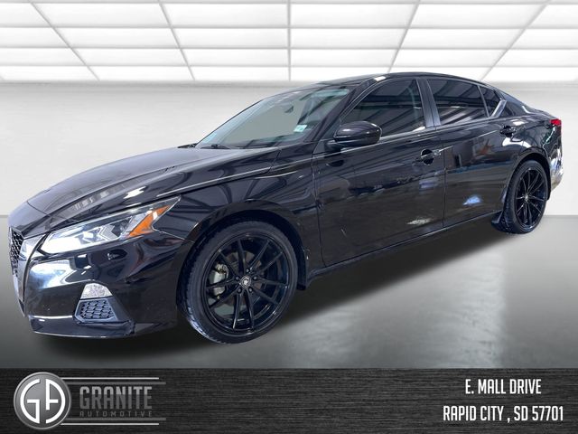 2022 Nissan Altima 2.5 SR FWD