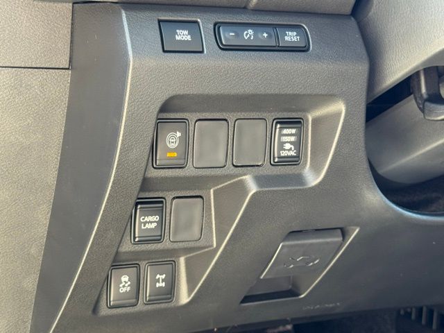 New 2026 Nissan Frontier Truck