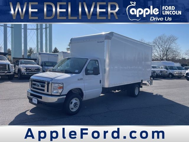 2025 Ford E-Series E-350 SD