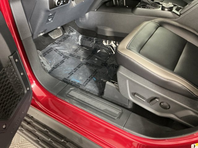 New 2026 Ruby Red Metallic Tinted Clearcoat Ford Outer Banks image 18